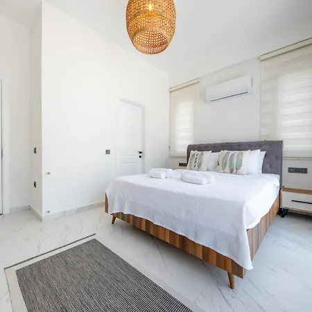 ヴィラ Misty Mountain Luxury Fethiye, Yesiluzumlu By Sunworld フェティエ